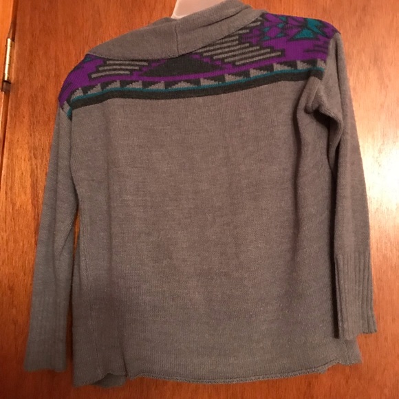 Cardigan - Picture 2 of 2